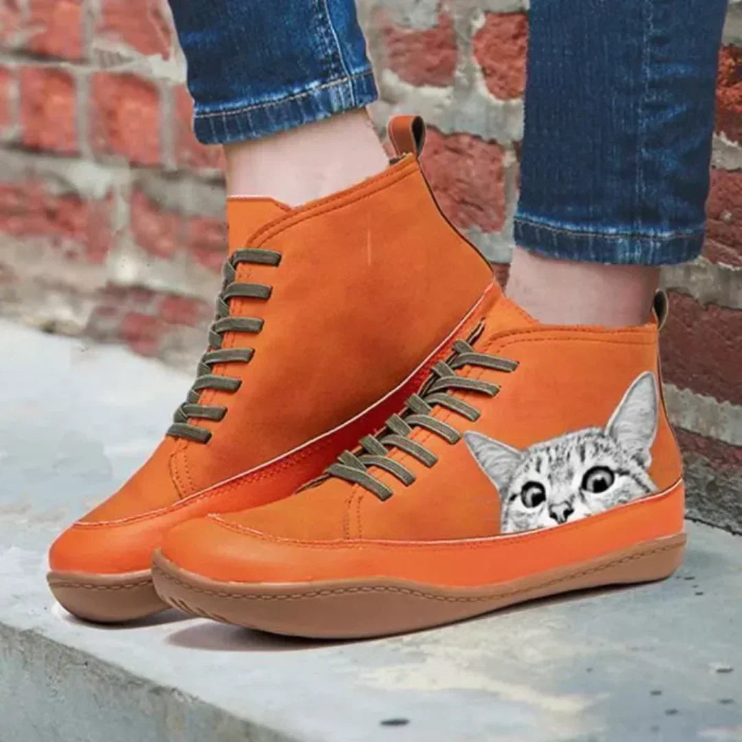 Clara | Leather Ankle Boots for Cat Lovers