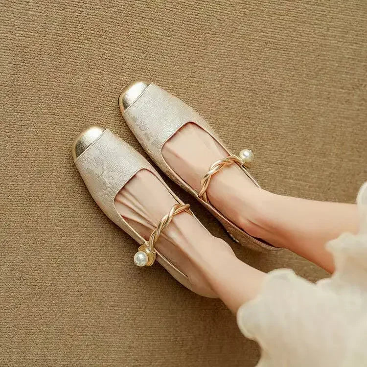 Fiola™ Vintage Pearl Flats